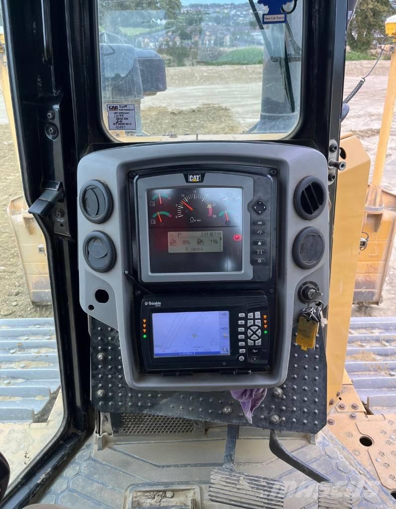 CAT D 6 T LGP Bulldozer på larvebånd