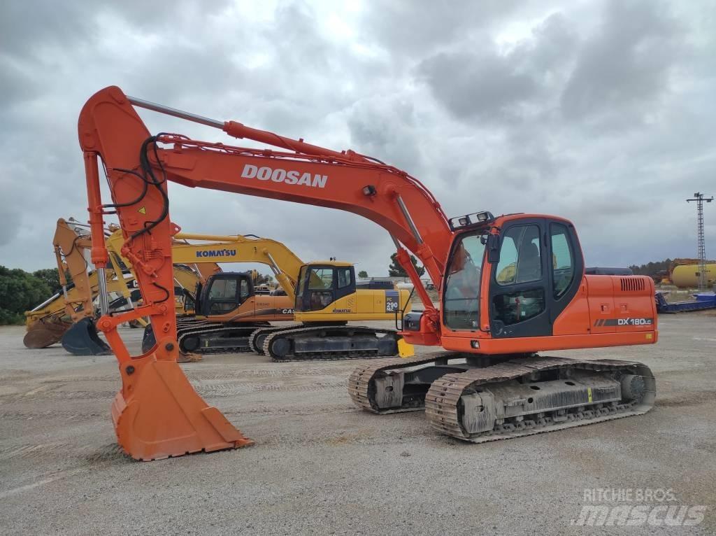 Doosan DX 180 LC Gravemaskiner på larvebånd