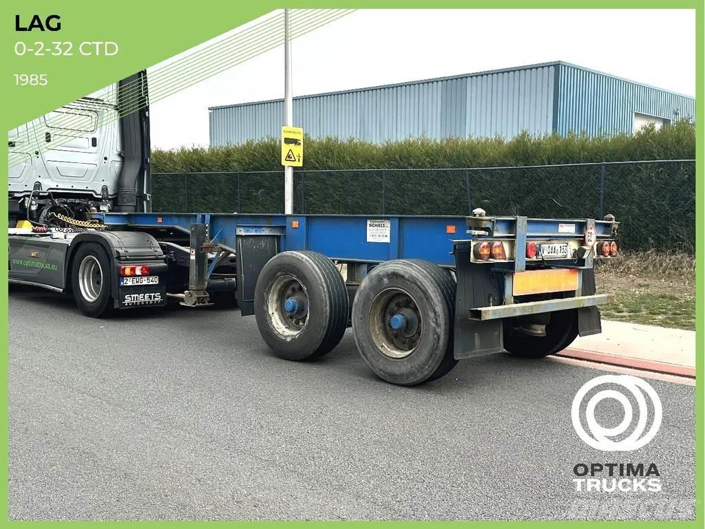 LAG 0-2-32 Semi-trailer med containerramme
