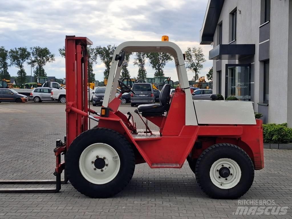 Manitou MC 25 Terrængående gaffeltruck