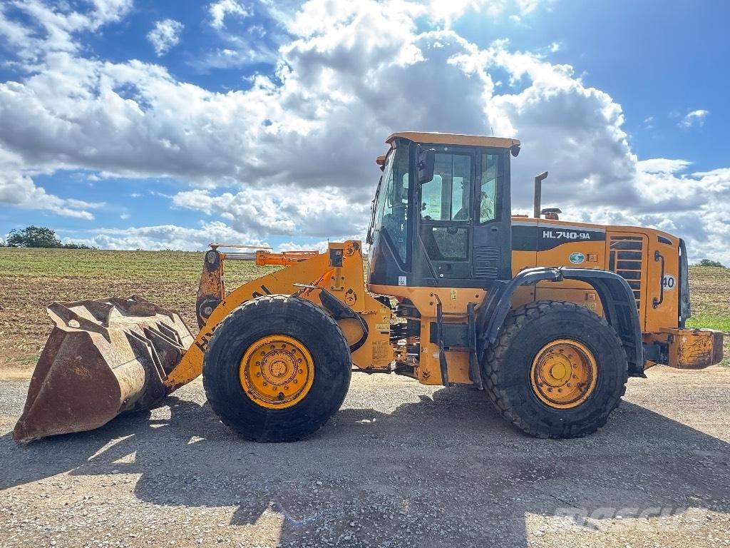 Hyundai HL 740-9 A Læssemaskiner på hjul