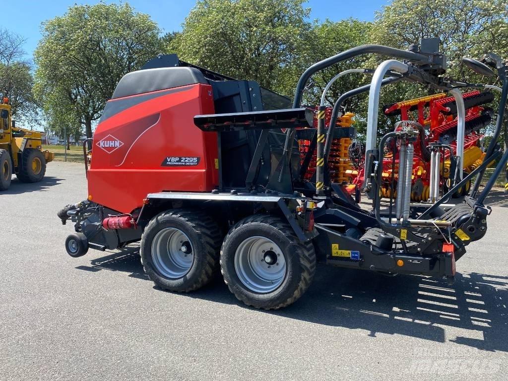 Kuhn VBP2295 Rundballe-pressere
