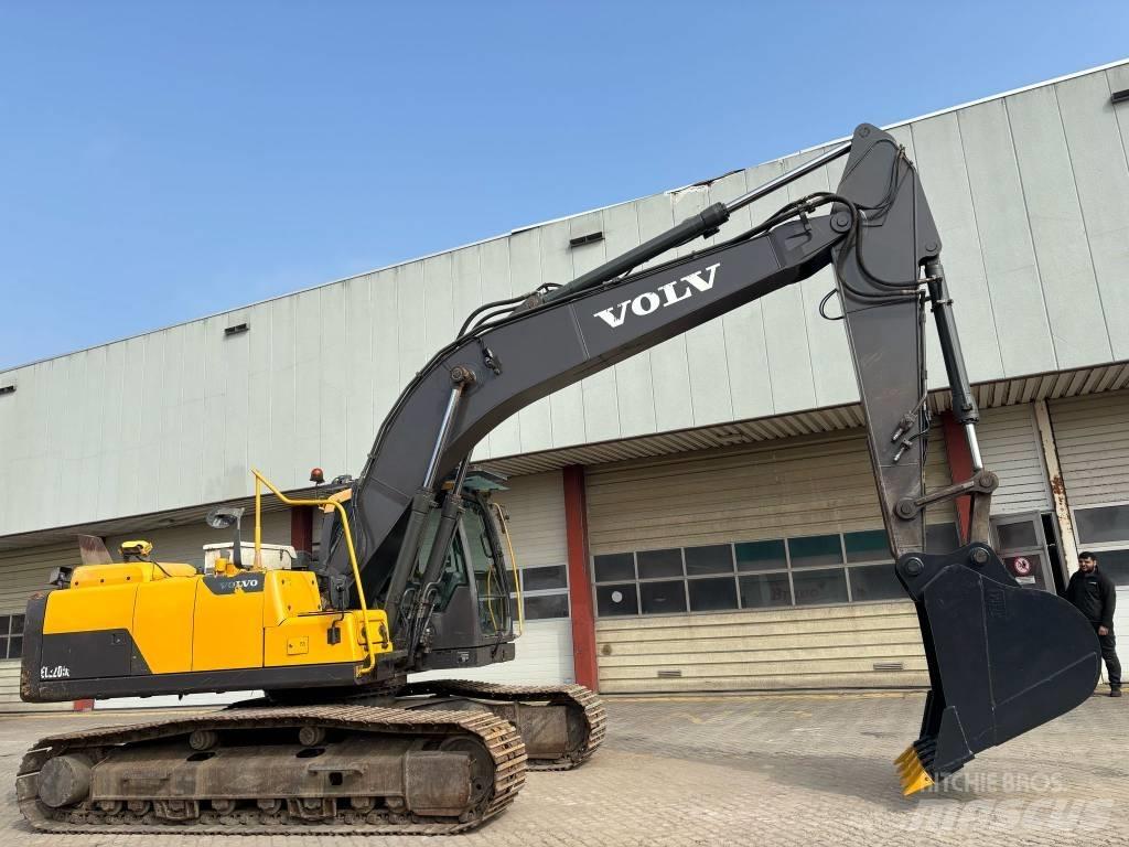 Volvo EC 220 DL Gravemaskiner på larvebånd