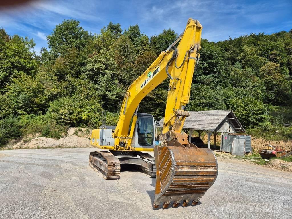 New Holland E 215 Gravemaskiner på larvebånd
