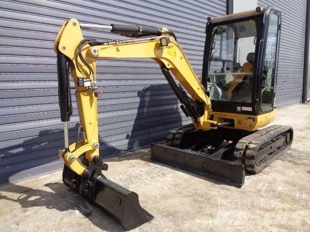 CAT 302.7 D Minigravemaskiner