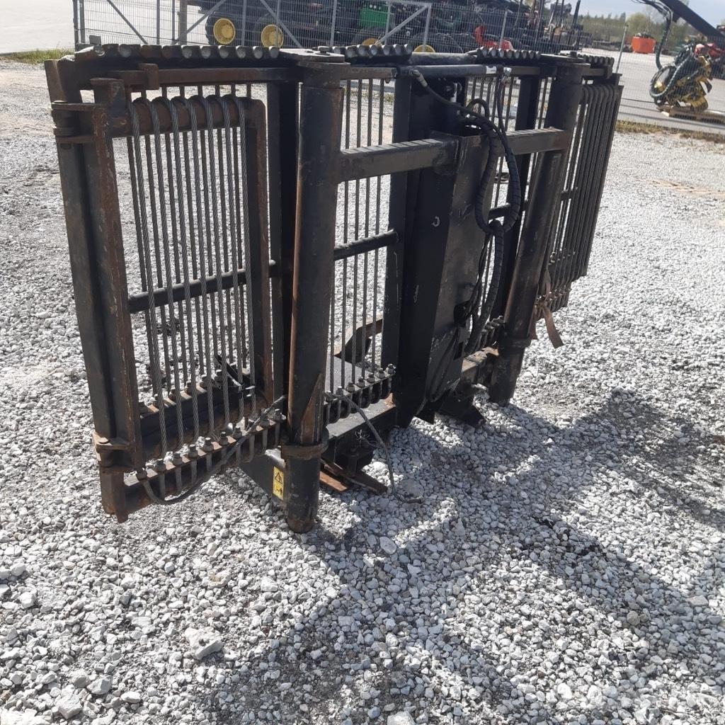 John Deere 1910 E Chassis og suspension