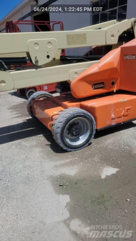 JLG E 450 AJ Bomlifte med knækarm