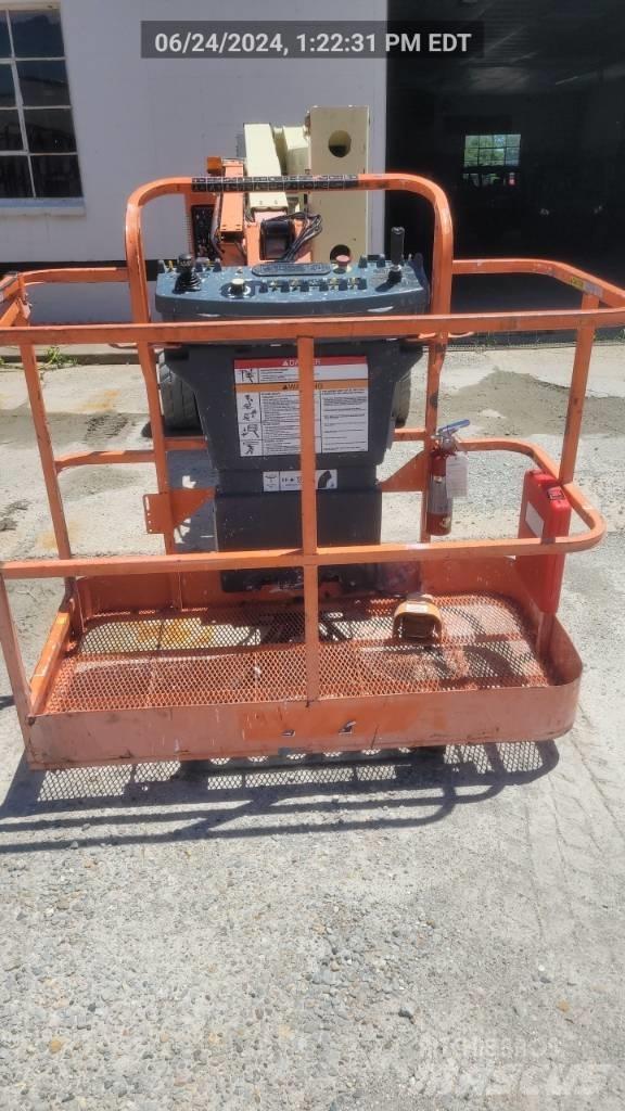 JLG E 450 AJ Bomlifte med knækarm