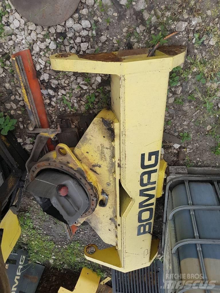 Bomag BW 184 AD Chassis og suspension
