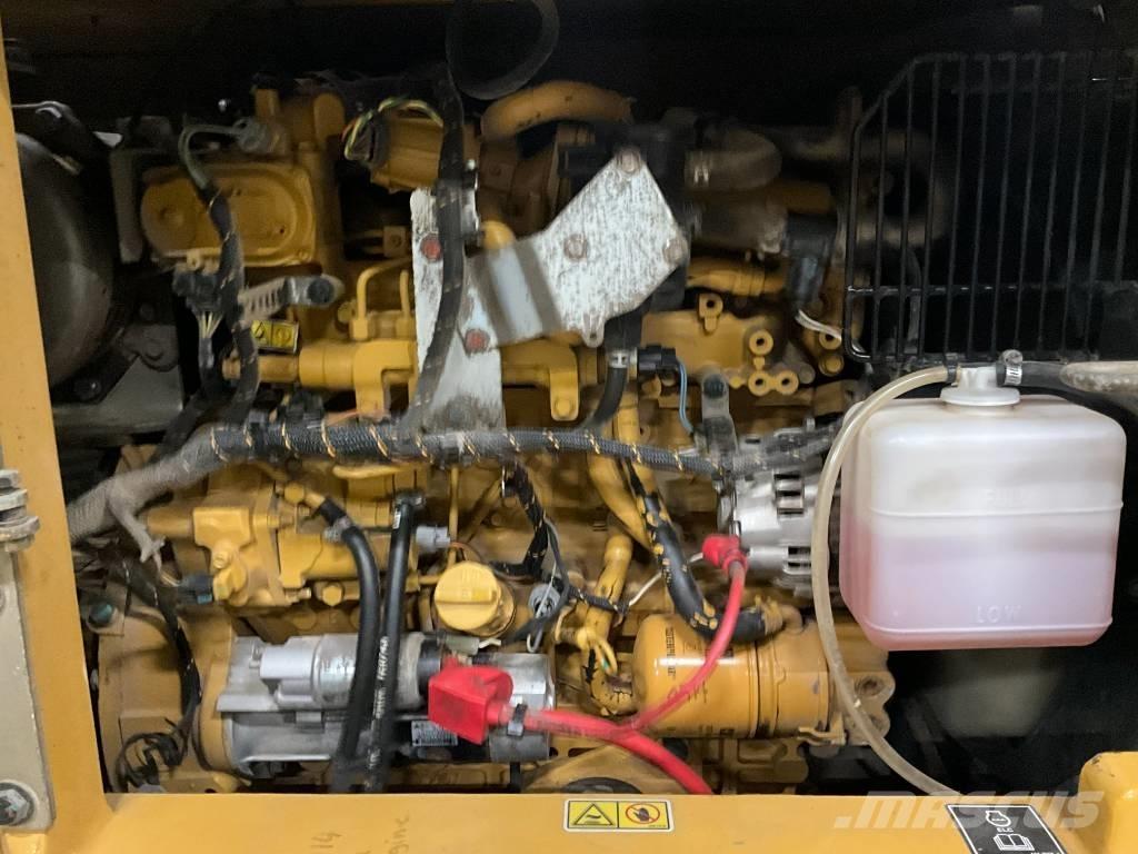 CAT 308 CR Midi-gravemaskiner 7t - 12t