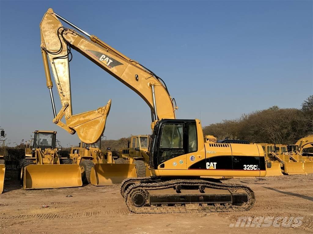 CAT 325C Gravemaskiner på larvebånd