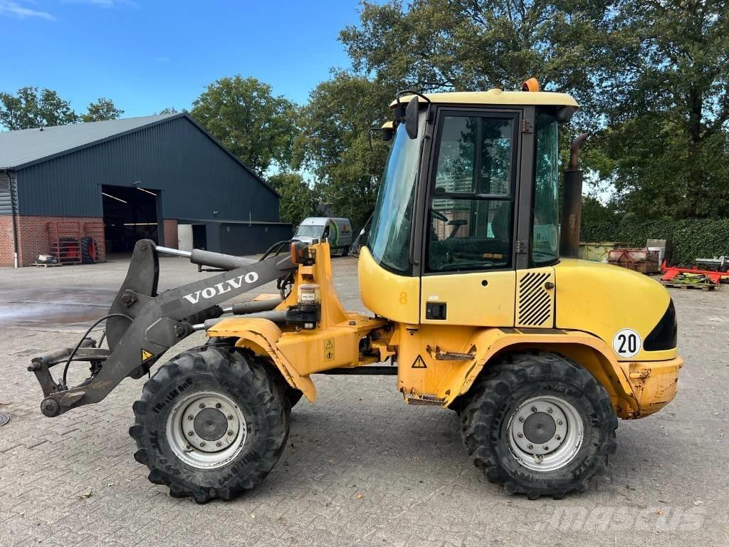 Volvo L 30 B Læssemaskiner på hjul