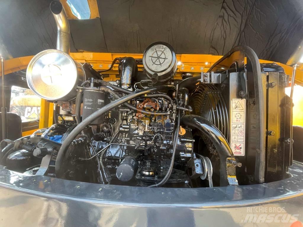Hyundai 60w-9 Gravemaskiner på hjul