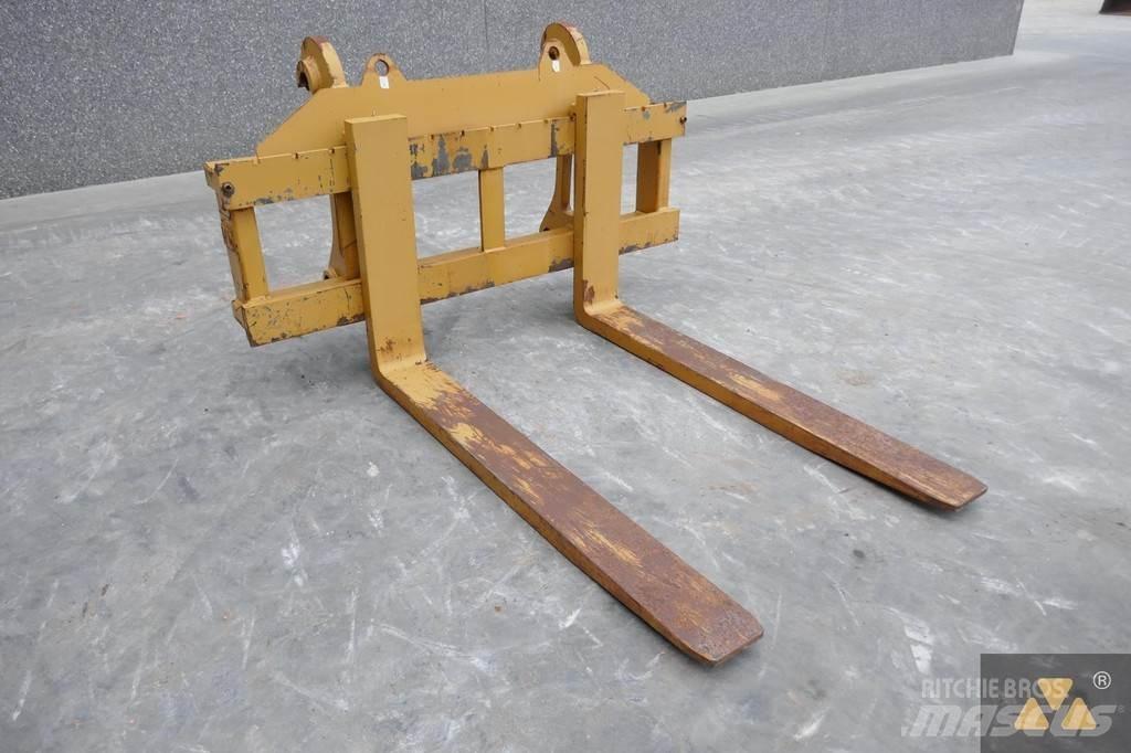 CAT 966/972 Forks Transport – Andet