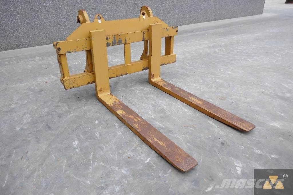 CAT 966/972 Forks Transport – Andet