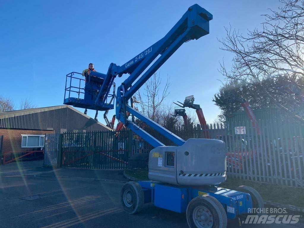 Genie Z 45/25 J BI Bomlifte med knækarm