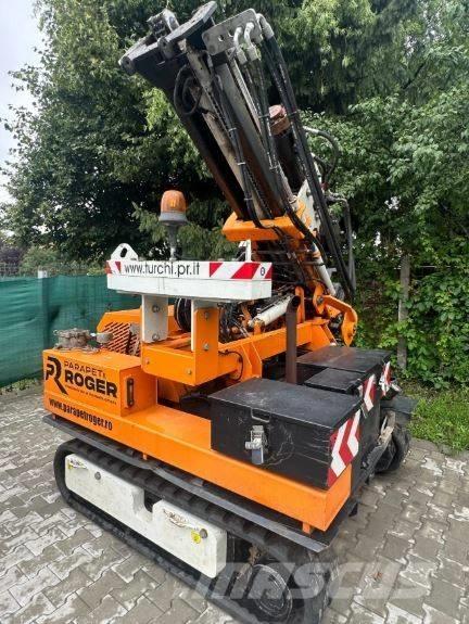  TURCHI 300F Lastbilmonterede borerigge