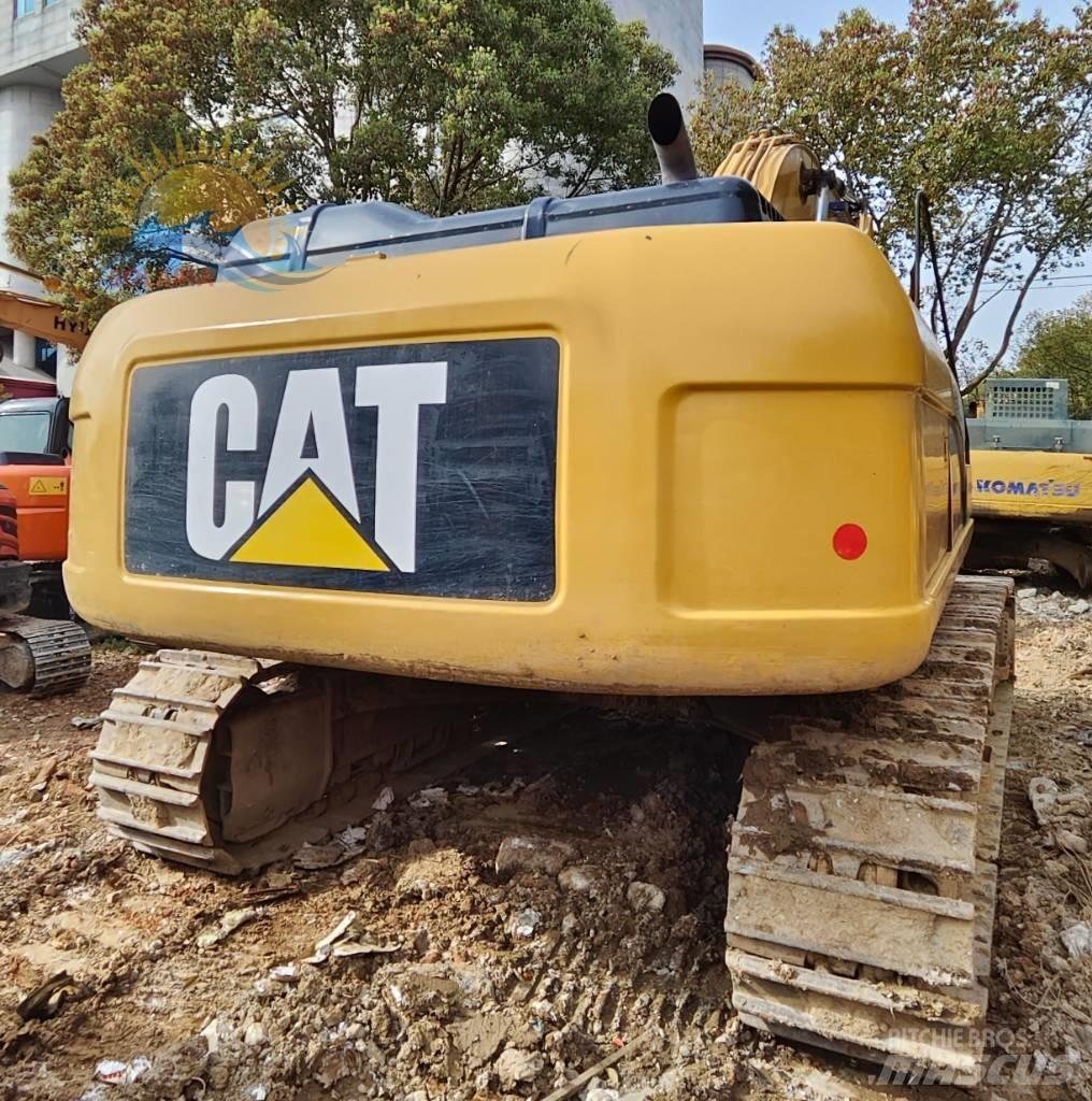 CAT 330 D2L Gravemaskiner på larvebånd