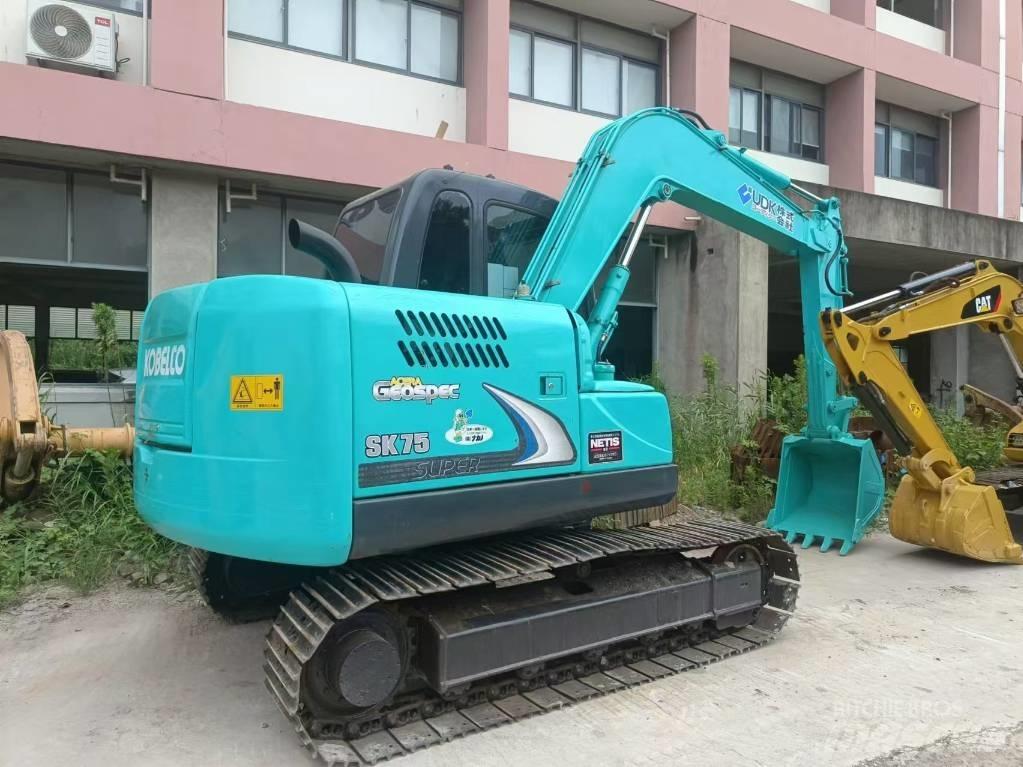 Kobelco SK 75 Midi-gravemaskiner 7t - 12t