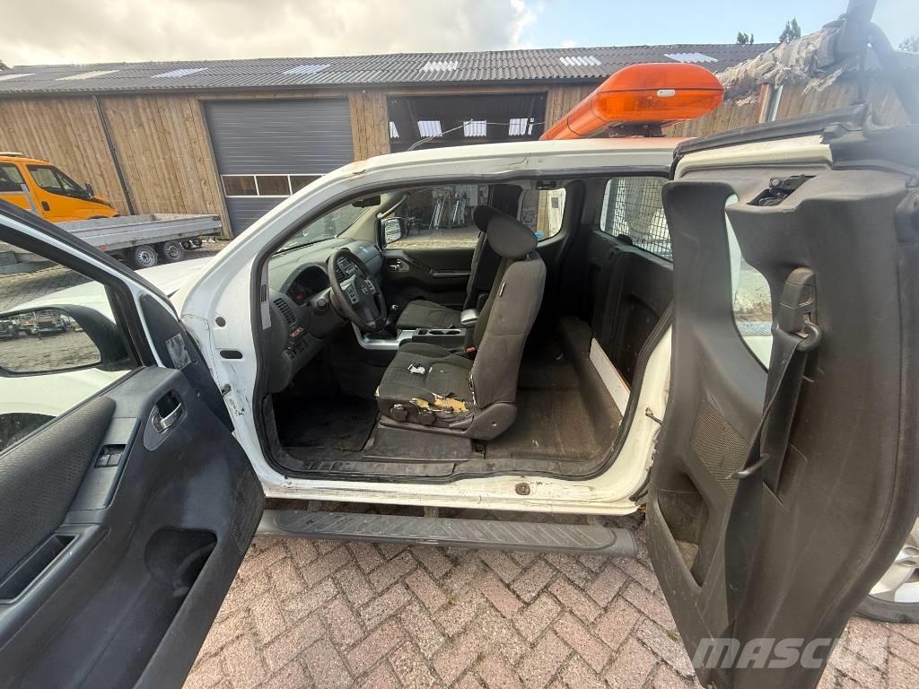 Nissan Navara Pickup/Sideaflæsning