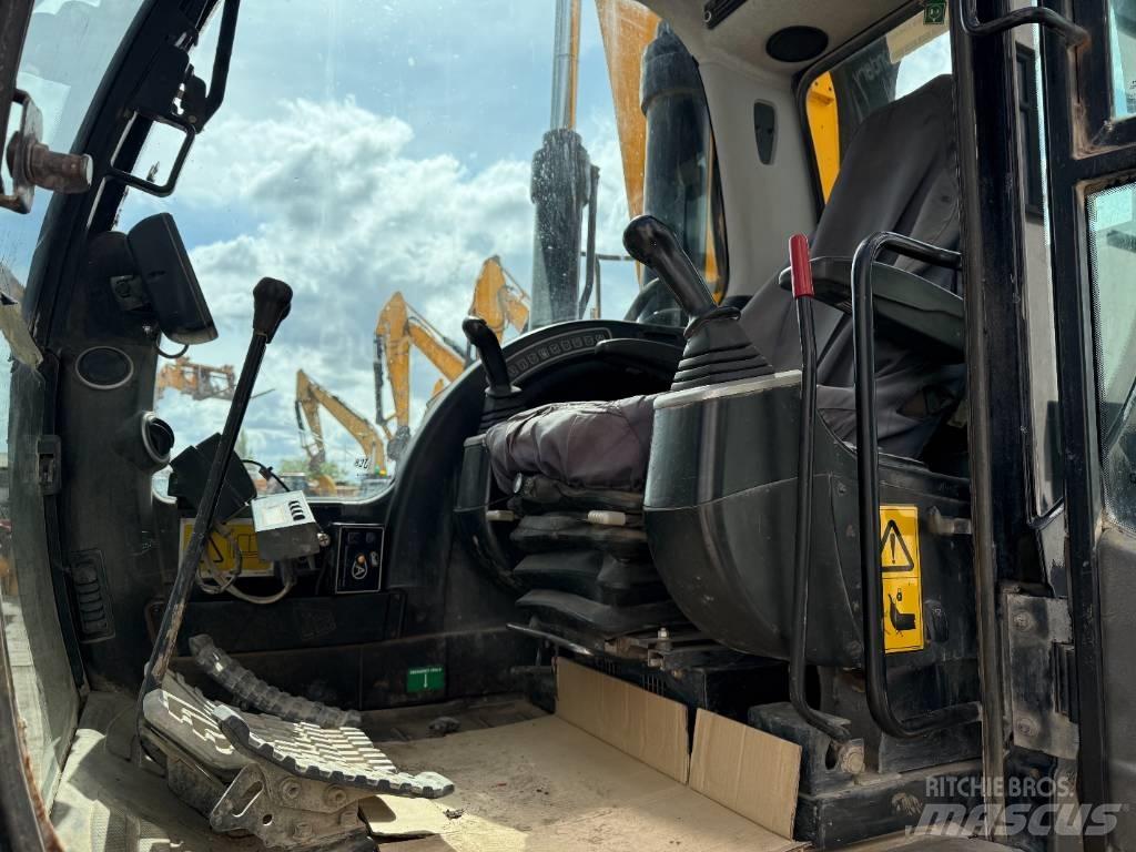 JCB JS 360 LC HRD Gravemaskiner på larvebånd