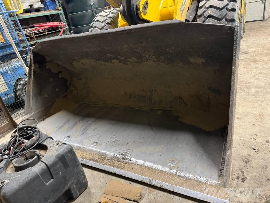 New Holland W 190 B Læssemaskiner på hjul