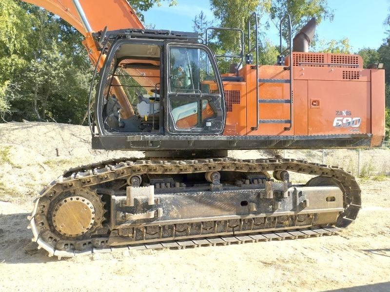 Hitachi ZX 690 LCH-7 Gravemaskiner på larvebånd