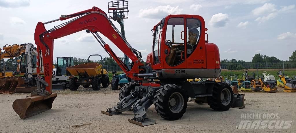 Wacker Neuson 9503 Gravemaskiner på hjul