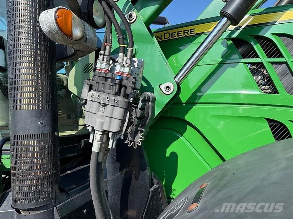 John Deere 6210R Traktorer