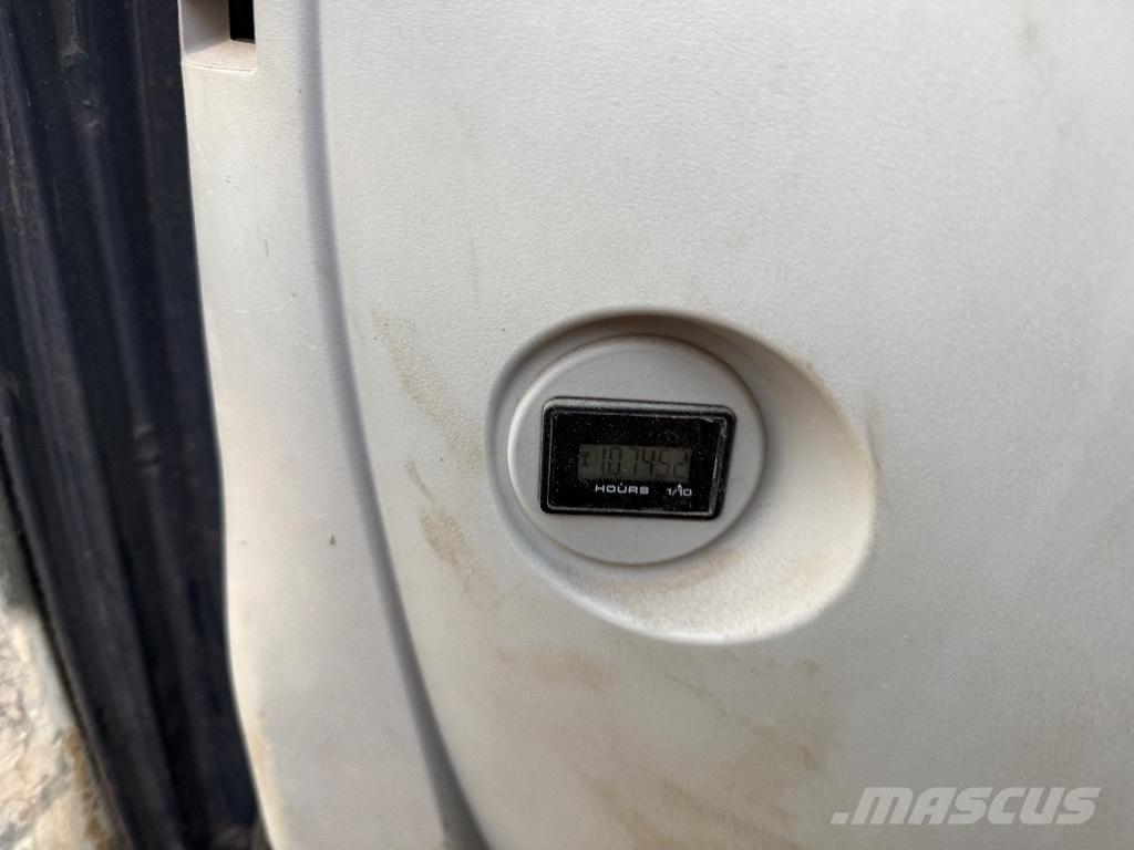 Kobelco SK 75 SR Midi-gravemaskiner 7t - 12t