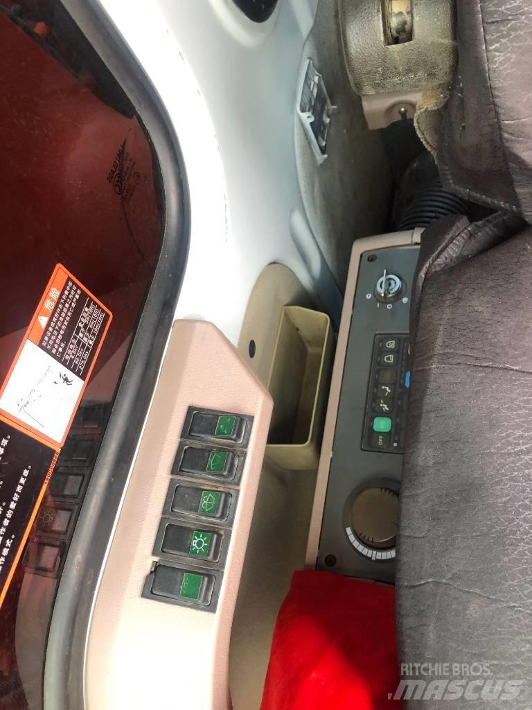 Doosan DH 220 LC-7 Gravemaskiner på larvebånd