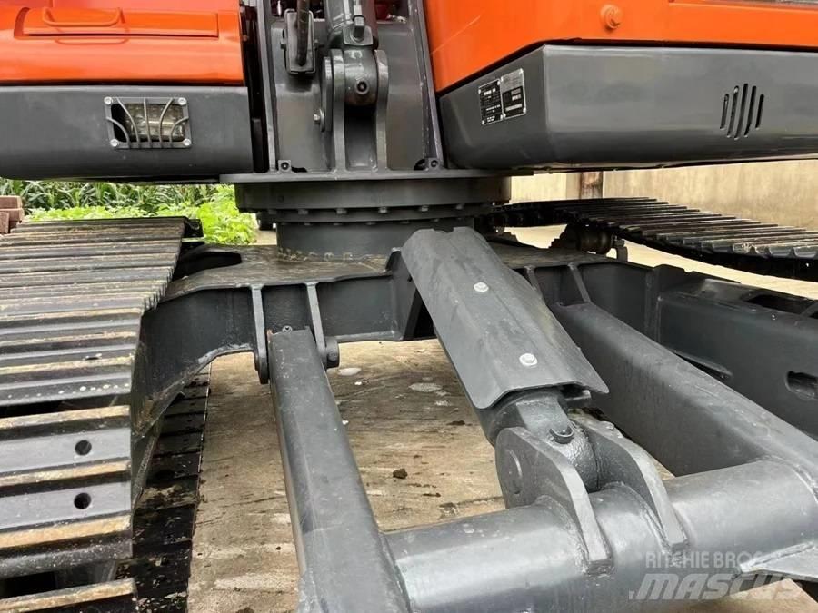 Doosan DX75-9C Gravemaskiner på larvebånd