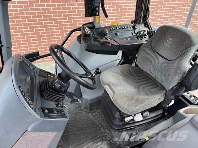 New Holland TVT190 Traktorer