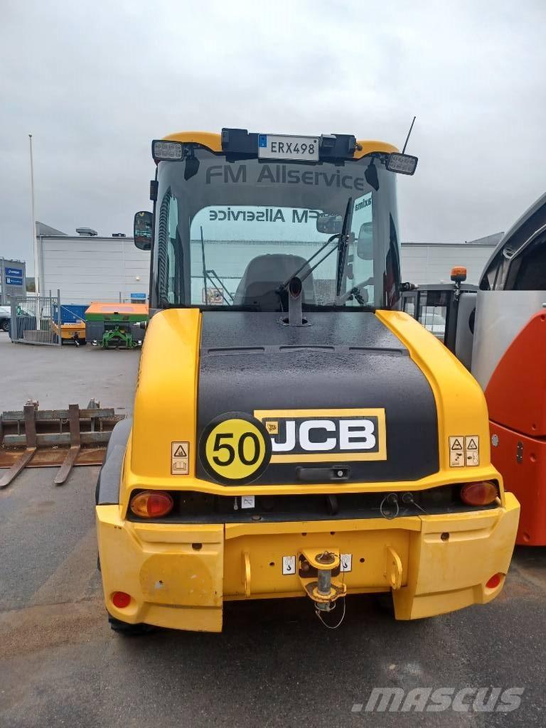JCB 409 Teleskoplæssere til landbrug