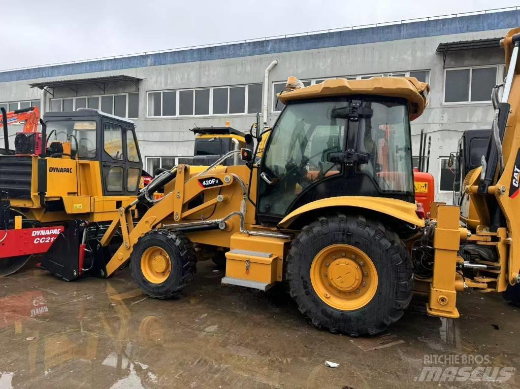 CAT 420 F Rendegravere
