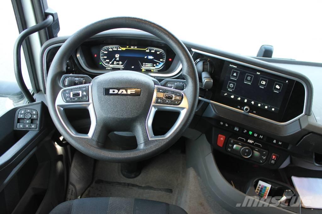 DAF XF 530 FAS Lastbil med lad/Flatbed