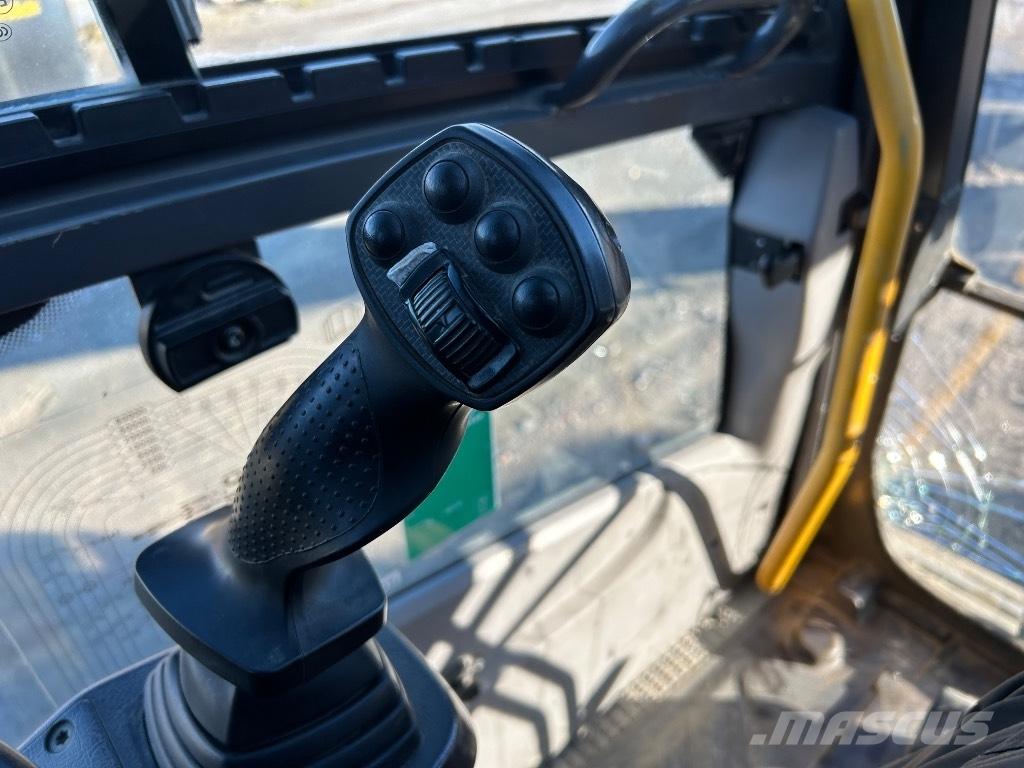 Volvo EC 220 DL Gravemaskiner på larvebånd