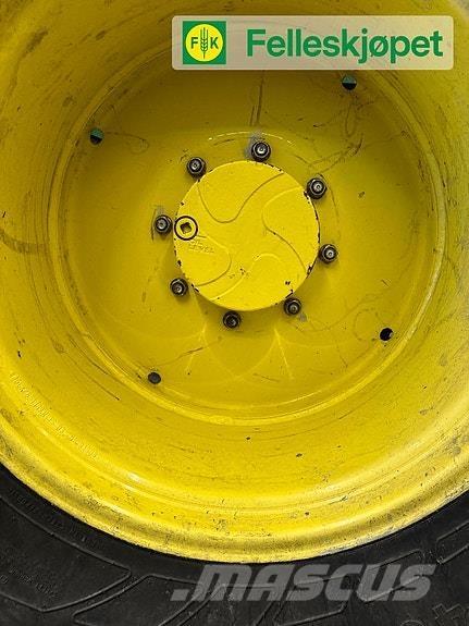  480/65 28 gul Traktorer