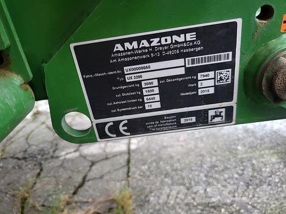 Amazone UX3200 Selvkørende sprøjter