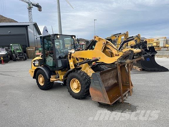 CAT 906H Læssemaskiner på hjul