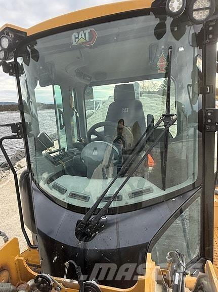 CAT 930M Læssemaskiner på hjul