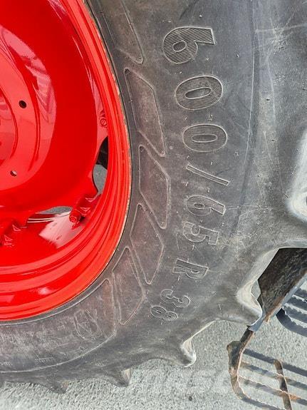 CLAAS 8690 Traktorer