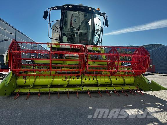 CLAAS Avero 240 Mejetærskere