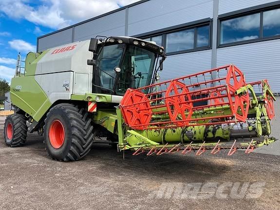 CLAAS Tucano 430 Mejetærskere
