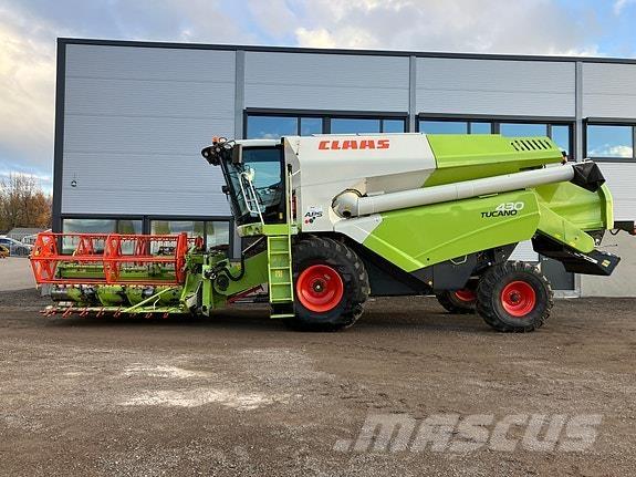 CLAAS Tucano 430 Mejetærskere