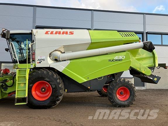 CLAAS Tucano 430 Mejetærskere