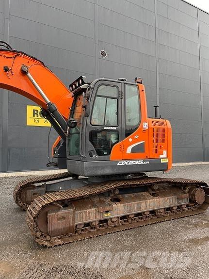Doosan DX235LC-5 Gravemaskiner på larvebånd
