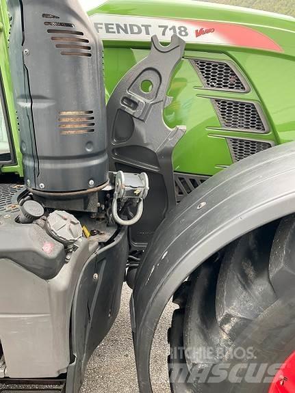 Fendt 718 Traktorer
