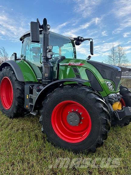 Fendt 724 Profi+ Traktorer