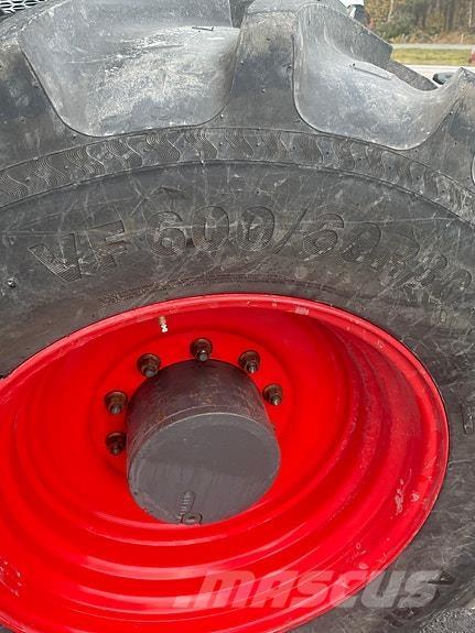 Fendt 828 Vario Traktorer